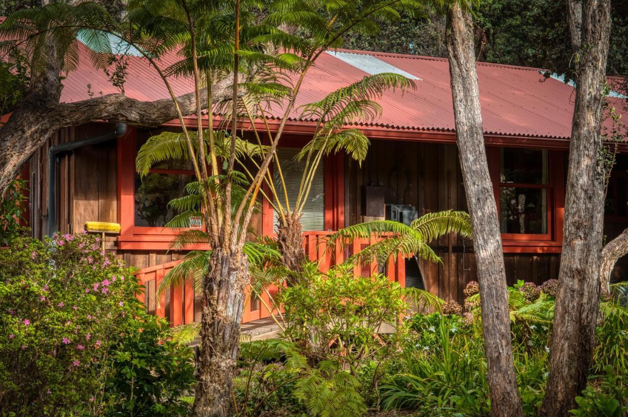 Crater Rim Cabin Hotel Volcano Exterior photo